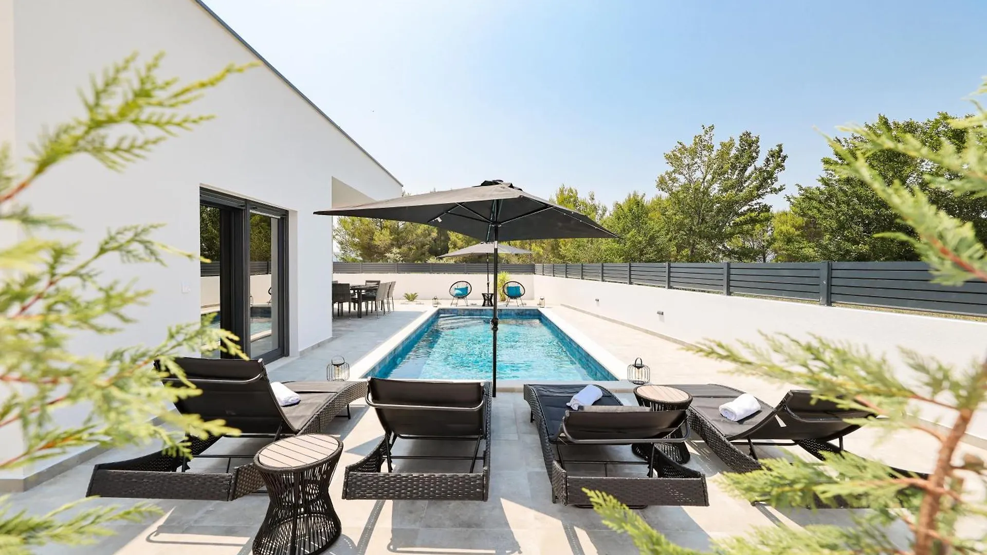 Villa Vilamore - 3 Bedrooms & Pool Turanj Croatie