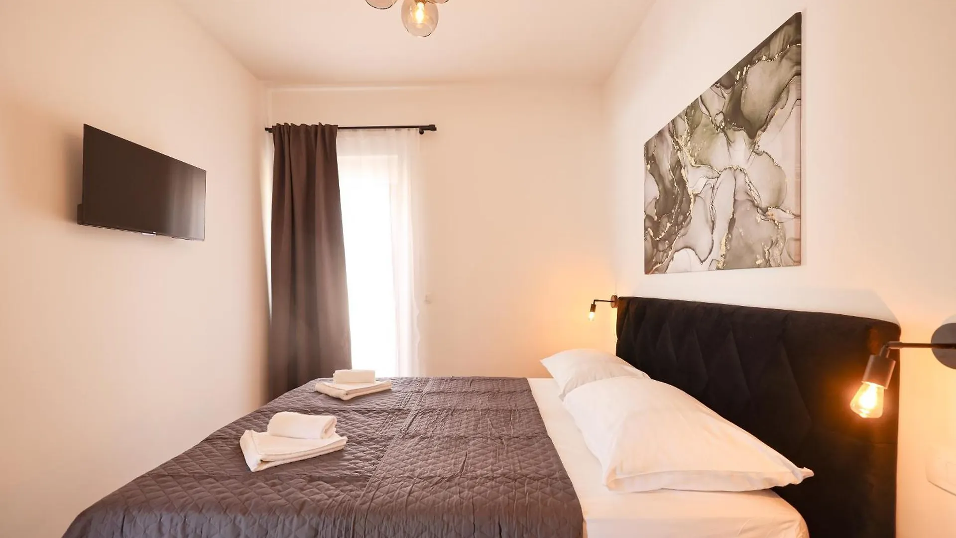 Vilamore - 3 Bedrooms & Pool Turanj