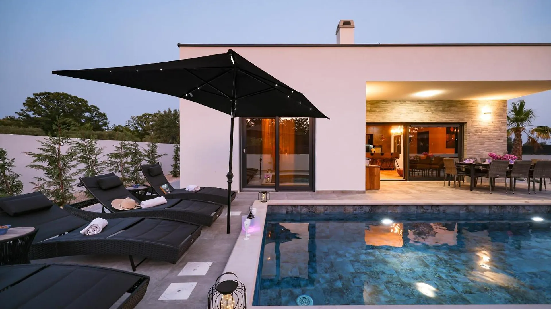 Vilamore - 3 Bedrooms & Pool Turanj Villa